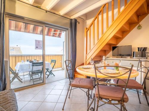 Frejus Port Apartamento | Apartment Le Capitole-8 by Interhome