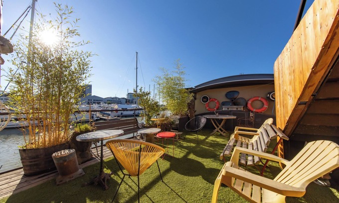 Bassins a Flot Apartamento | Apartamento 'Le Grand Salon' con vistas al lago, terraza compartida y Wi-Fi