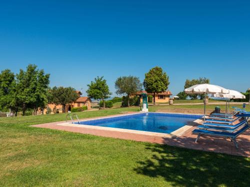 Scansano Apartamento | Apartment Leccio by Interhome