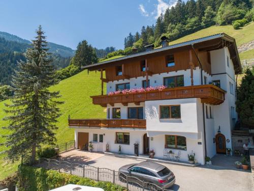 Schwendau Apartamento | Apartment Leonie