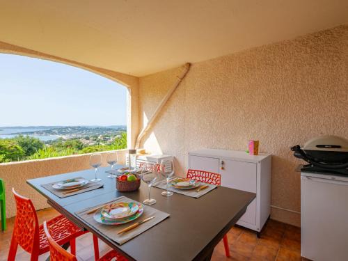 La Nartelle Apartamento | Apartment Les Coteaux de la Nartelle-20 by Interhome