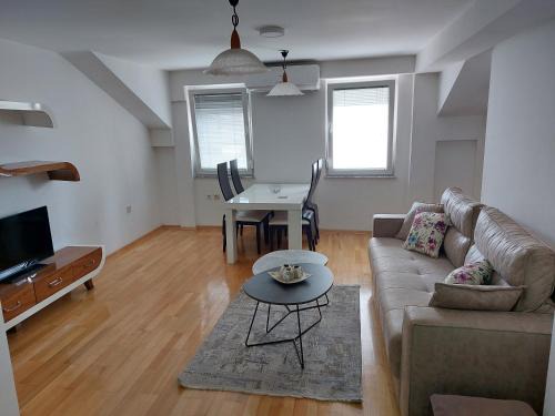 Veles Apartamento | APARTMENT LILY 2 Ohrid city centar with parking