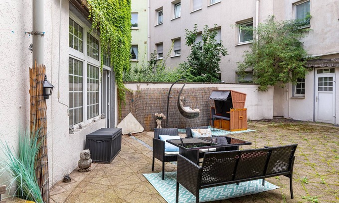 Ostviertel Apartamento | Apartment 'Loft Mit Whirlpool, Sauna, Billard' with Private Garden and Wi-Fi