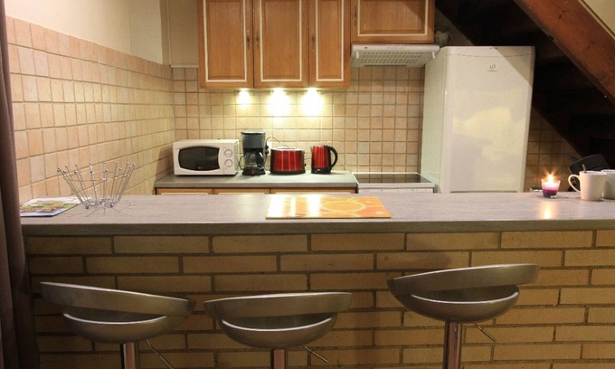 Lorcy Apartamento | Apartment Lorcy, 1 bedroom, 2 persons