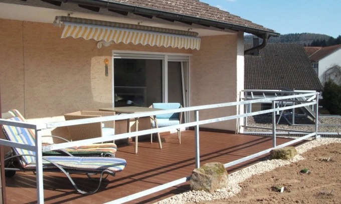 Fischbach bei Dahn Apartamento | Apartamento 'Lützelhardt' con vistas a la montaña, jardín compartido y Wi-Fi