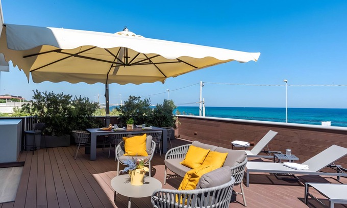 Municipio 1 Apartamento | Apartamento 'Luxury Terrazza' con vistas al mar, Wi-Fi y aire acondicionado