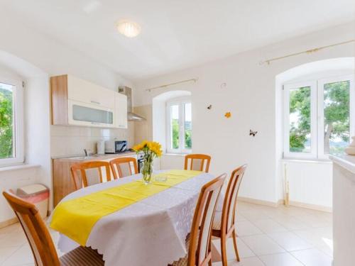 Nerezise Apartamento | Apartment Magdalena - Three Bedroom Apartment