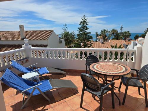Torrox Costa Apartamento | Apartment Mango with Terrace near the Sea, two minutes from the beach
