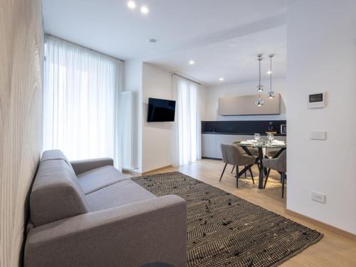Chiavenna Apartamento | Apartment Marconi by Interhome