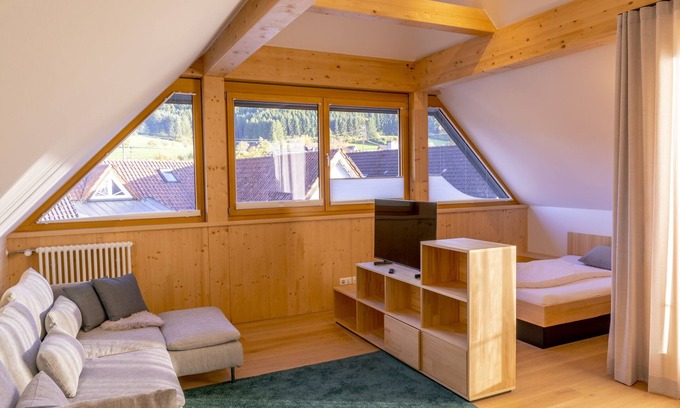 Elzach Apartamento | Apartamento 'Maria' con terraza compartida, balcón y Wi-Fi