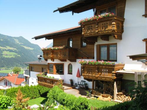 Holdernach Apartamento | Apartment Marianne - FGZ163 by Interhome