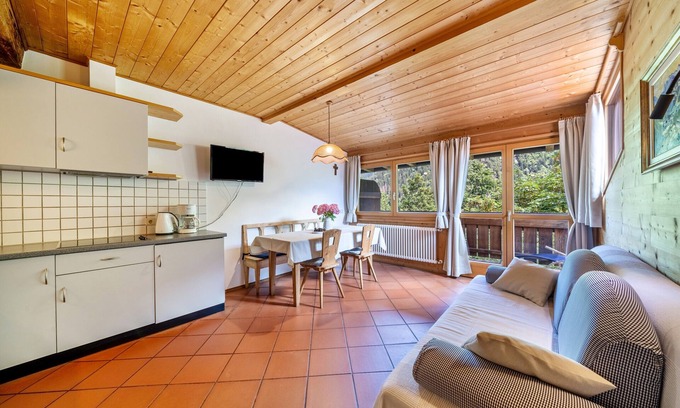 San Pancrazio Apartamento | Apartamento 'Mayrhof Ahorn' con vistas a la montaña, Wi-Fi y balcón