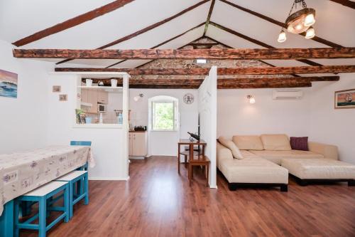 Sucici Apartamento | Apartment Mediterranean