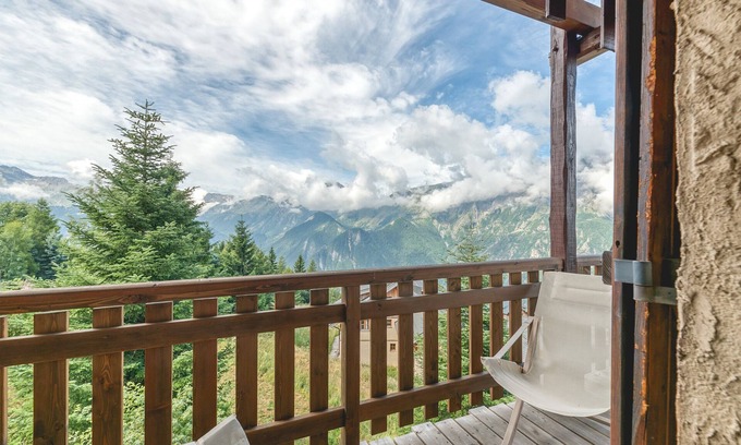 Villard-Reculas Apartamento | Apartamento 'Meije 4 Chaleureux' con vistas a la montaña, balcón y Wi-Fi