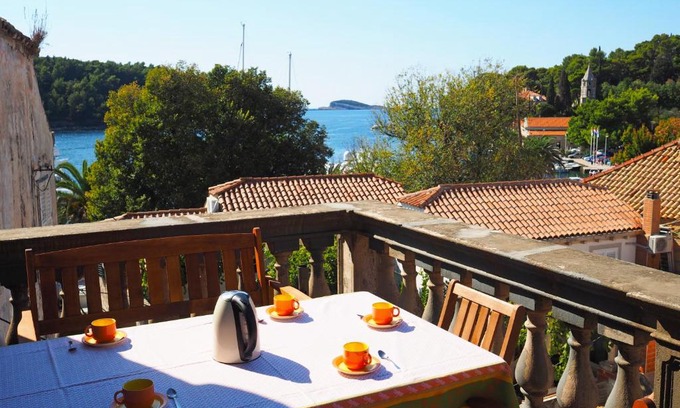 Cavtat Old Town Apartamento | Apartment Mengula