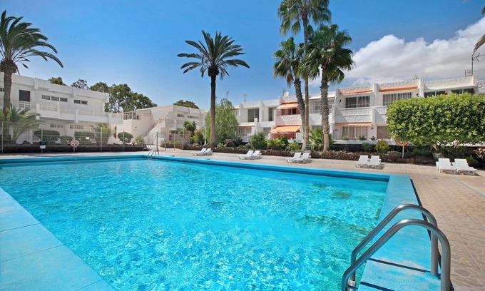 Arona Apartamento | Apartamento "Mertxe" con piscina compartida y Wi-Fi