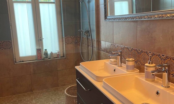 Meudon Apartamento | Apartment Meudon - 10 minutes from Montparnasse station and the Seine musicale
