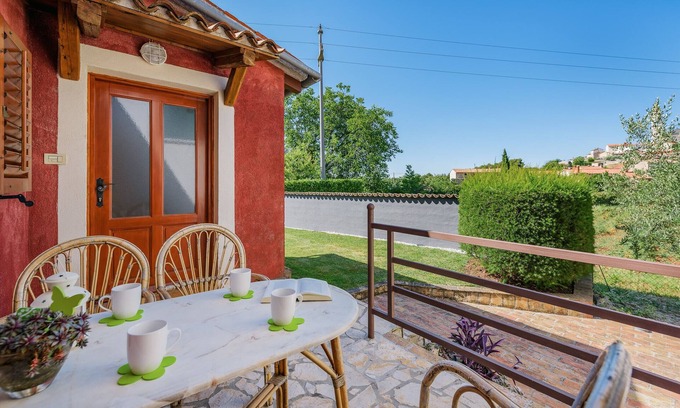 Strpacici Apartamento | Apartment Milena- Visnjan with pool