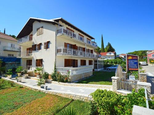 Zaton Apartamento | Apartment Milenko-3 by Interhome