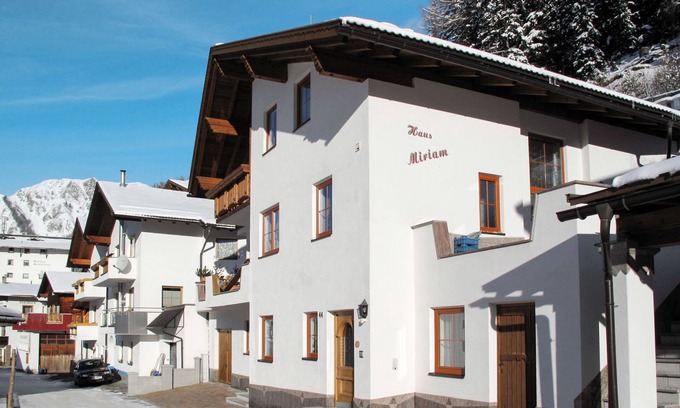 Spiss Apartamento | Apartamento Miriam by Interhome