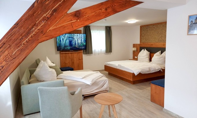 Muhr am See Apartamento | Apartment mit Deckenbalken
