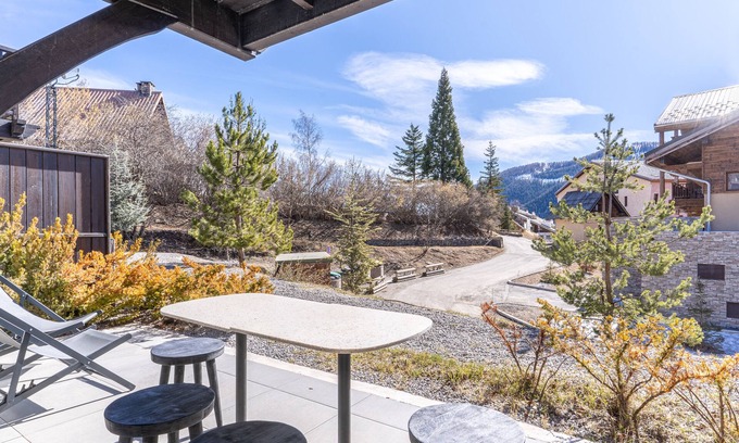 Saint-Etienne-de-Tinee Apartamento | Apartment near Mont D'auron