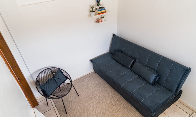 Paes Leme Apartamento | Apartment near. CENTER and 20 min. VILLA BEACH - AIR CONDITIONING - NEIGHBORHOOD