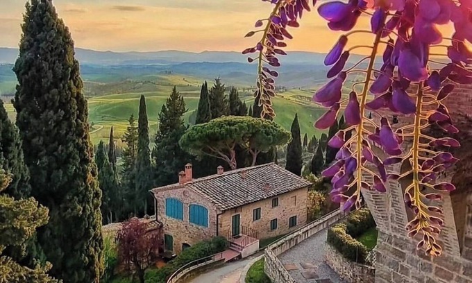 Montaione Apartamento | Apartment 'Nel cuore della Toscana' ' with Shared Pool, Private Terrace and Wi-Fi
