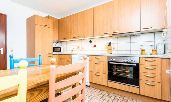 Kalk Apartamento | Apartment Neubrück K08, 65sqm, 1 bedroom, 1 living/bedroom, max. 5 persons