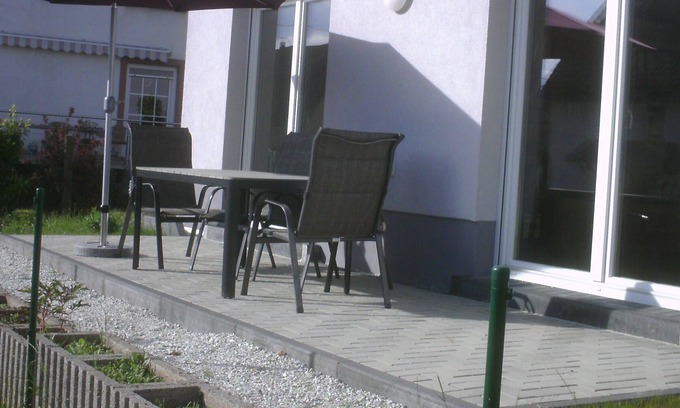 Losheim am See Apartamento | Apartment, new building, 1.5 km to the lake, barrier-free, close to the city, very quiet, large terrace