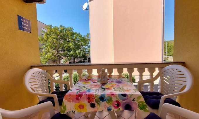 Novi Vinodolski Apartamento | Apartamento Niko (66531-A1) - Klenovica (Novi Vinodolski)