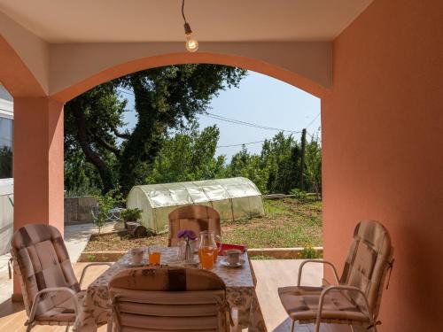 Mlini Apartamento | Apartment Nike - Two-Bedroom Apartment with Terrace