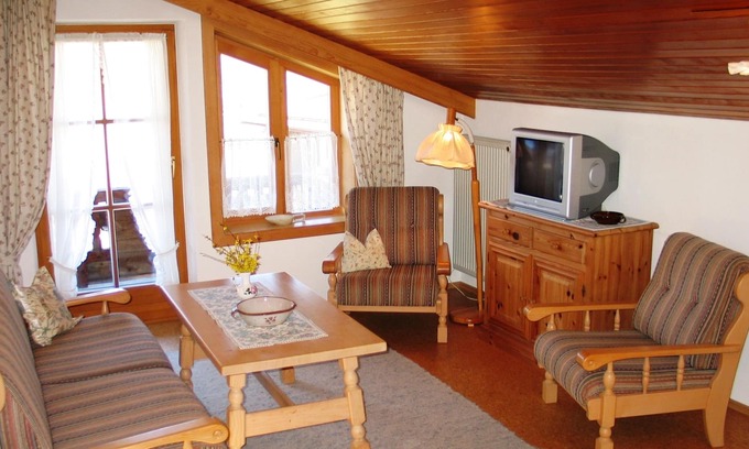 Ettenhausen Apartamento | Apartamento No. 5 / 1-4 pers., 72 m2 Aguja rugosa