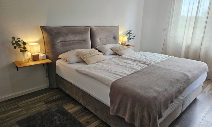Ramstein-Miesenbach Apartamento | Apartment on the edge of the Palatinate Forest. TLA/TDY