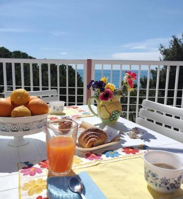 San Lorenzo Apartamento | {[Apartment On The Sea +Terrace]} Dan's house
