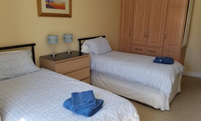 Portstewart Apartamento | Apartment-Ocean views available for Summer Let Jul-Aug 2025. GOLF OPEN 13-20 Jul