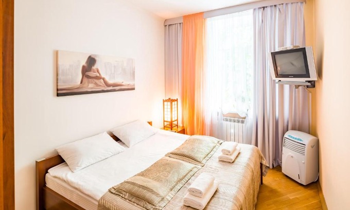 Halyts'kyi district Apartamento | Apartment on Arkhipenka with Panorama View