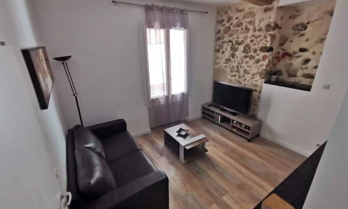 Nans-les-Pins Casa | Apartment on Chemin des ROYS