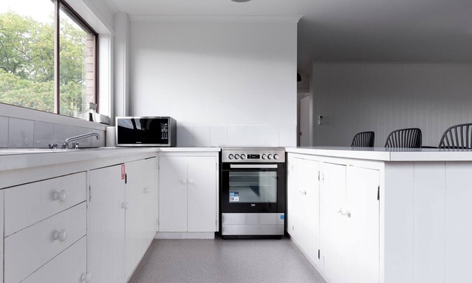 East Launceston Apartamento | Apartment on High with Parking & Wi-Fi