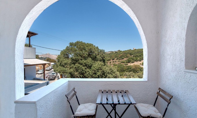 Aperathos Apartamento | Apartamento 'On the road house' con vistas a la montaña, balcón y Wi-Fi