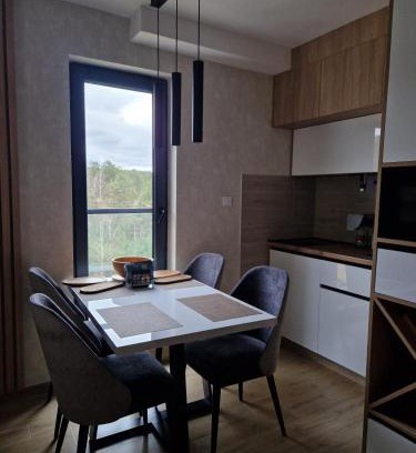 Divcibare Apartamento | Apartment Ornament Lux