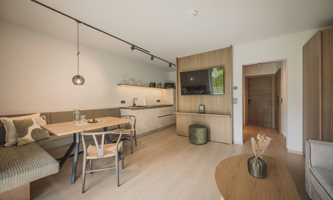 Mosern Apartamento | Apartamento-Baño Privado-Vista al campo- Apt.L mit Balkon/Garten