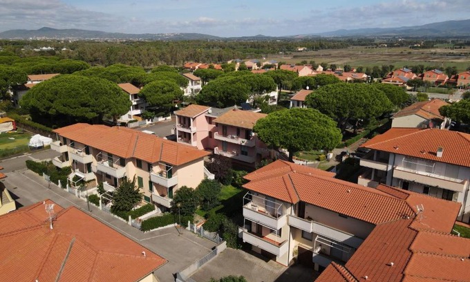 Vada Apartamento | Apartment Palazzeta III-2 by Interhome