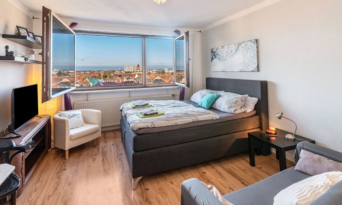Weststadt Sudlicher Teil Apartamento | Apartamento 'Panorama-Blick Über Karlsruhe' con vistas a la montaña y Wi-Fi