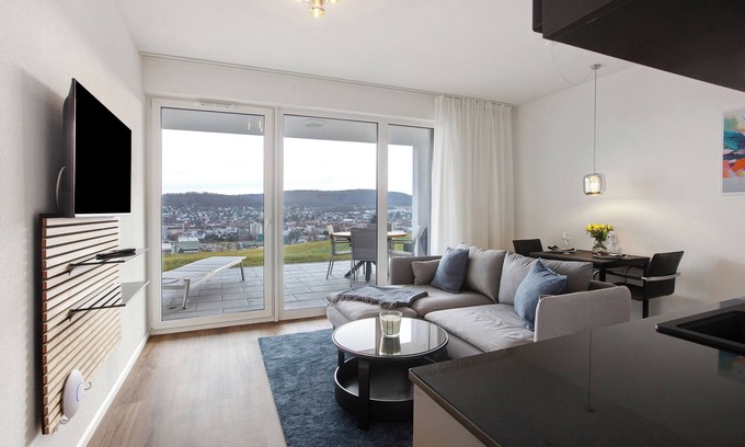 Loerrach Apartamento | Apartamento 'Panoramablick' con vistas a la montaña, terraza privada y Wi-Fi