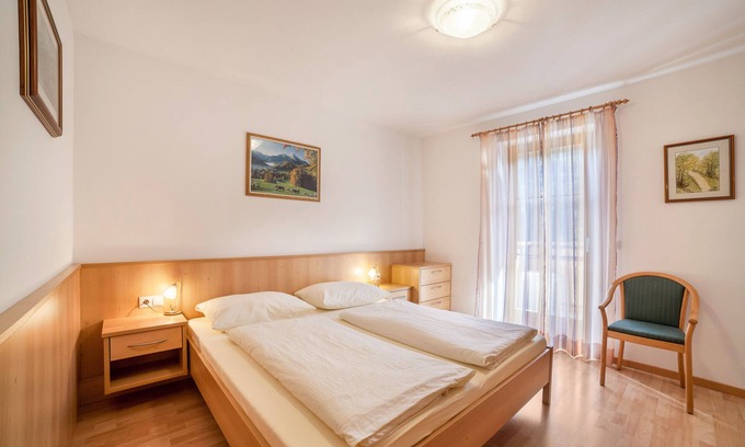 Racines Apartamento | Apartamento "Parigger Apt Zirbe" con balcón privado, jardín compartido y Wi-Fi