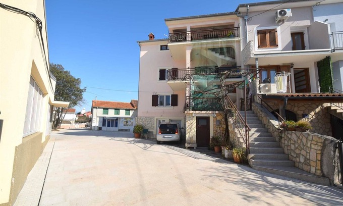 Njivice Apartamento | Apartment Paula with Seaview