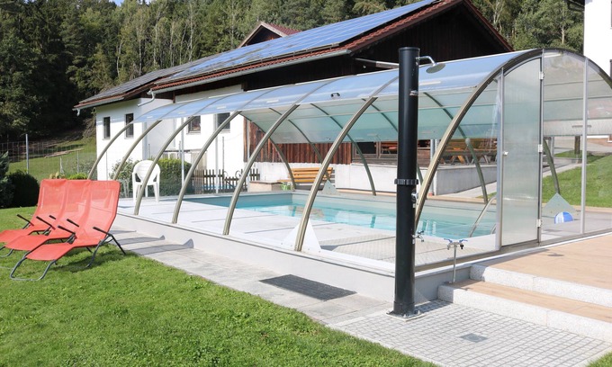 Viechtach Apartamento | Apartamento Penzkofer Hirschenstein pendiente sur con piscina