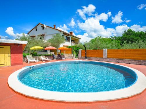 Tinjan Apartamento | Apartment Pina by Interhome