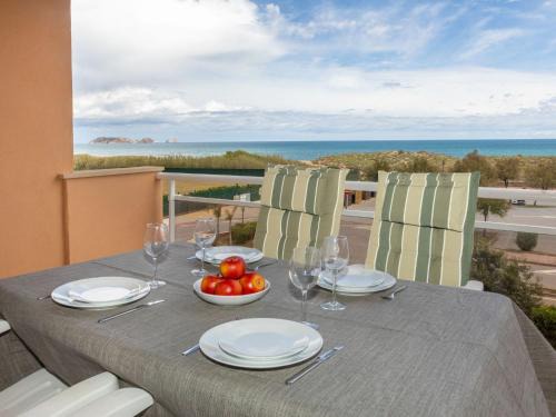 Pals Apartamento | Apartment Port Pals A III by Interhome